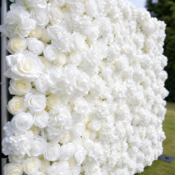 white-flower-wall-wedding-ceremony-02.webp